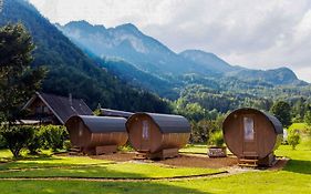 4 Elements Glamping & Apartments